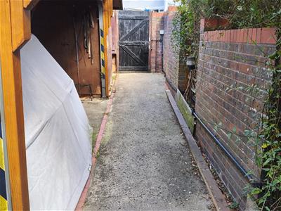 Picture 19